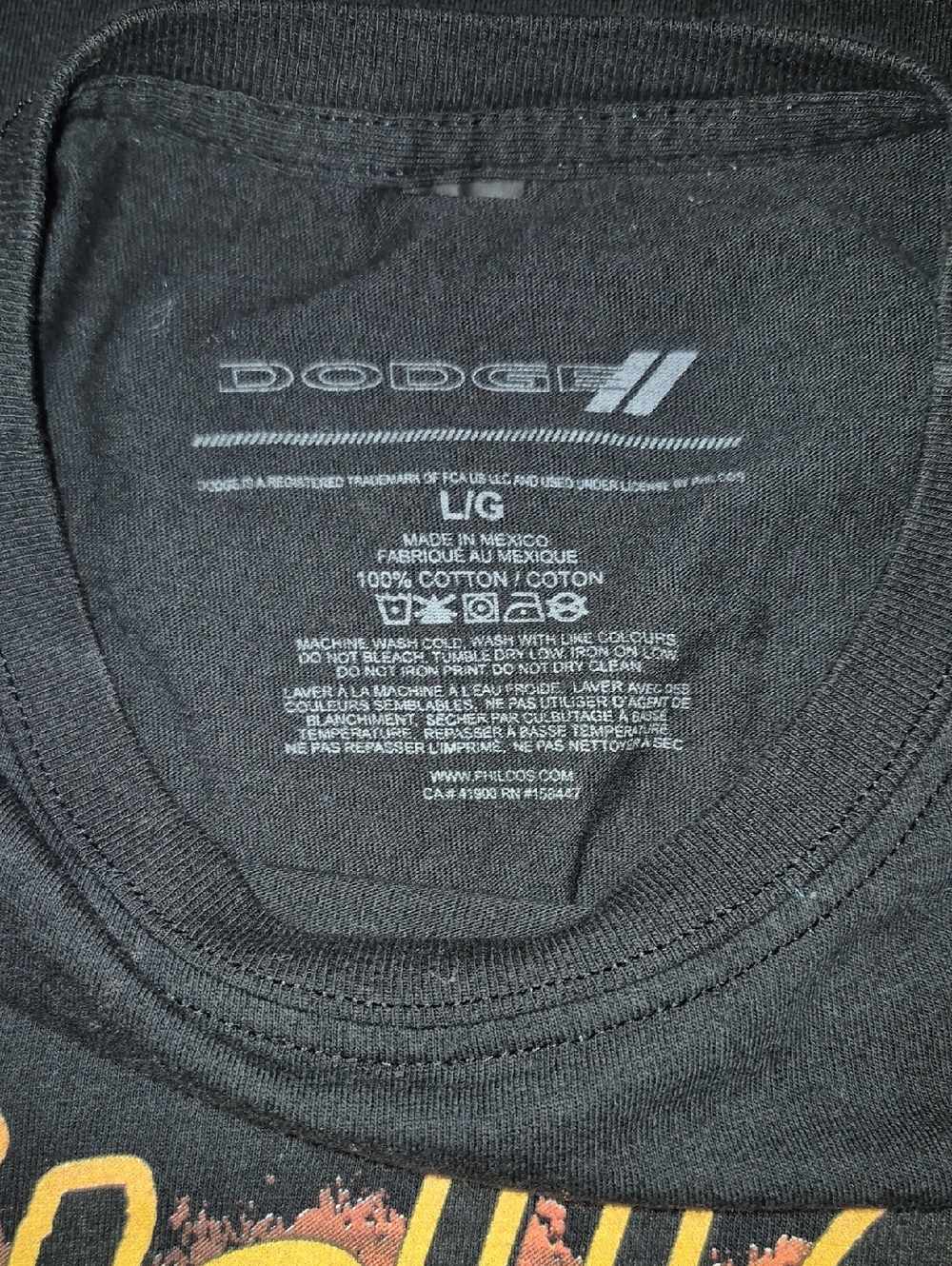 Dodge SRT Hellcat Black Tee with Orange Graphic And 2 Collectable Mugs. - Picture 7 of 9